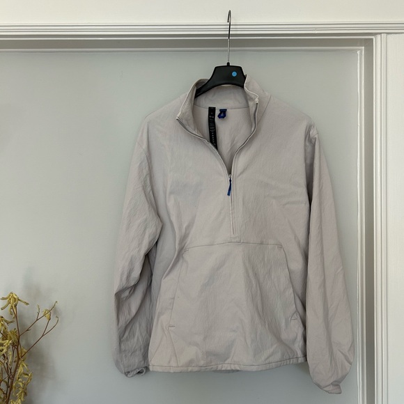 lululemon lab Stretch Woven Half-Zip Pullover, size XS, Light Chrome - Picture 2 of 6